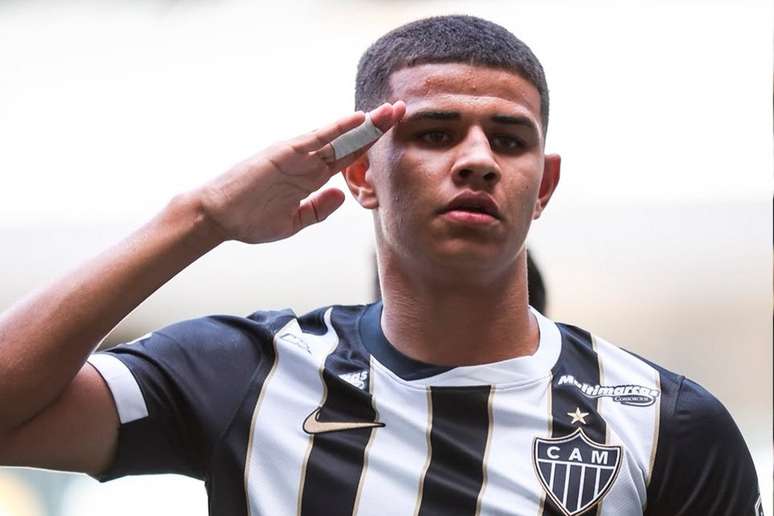 Galo vence a Raposa por 4 a 3 em jogo bizarro na Arena MRV &ndash;