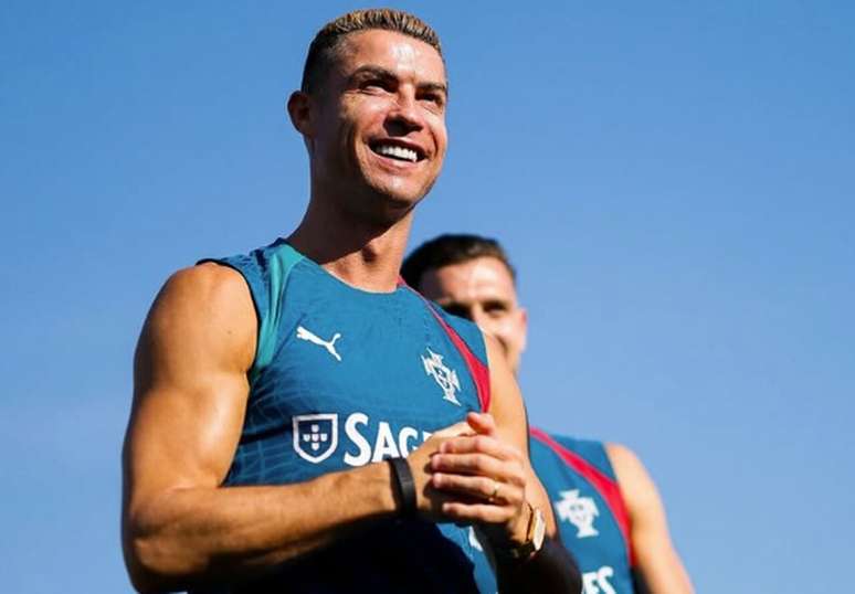 Cristiano Ronaldo se colocou &agrave; disposi&ccedil;&atilde;o da sele&ccedil;&atilde;o portuguesa para a pr&oacute;xima Data Fifa &ndash;