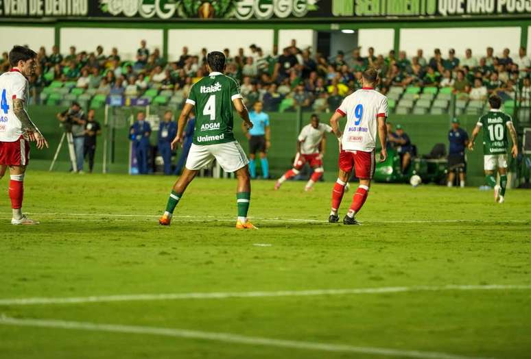 Goiás X Náutico não saiu do zero a zero –