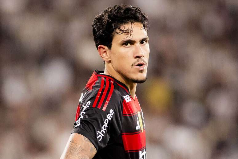 Pedro enfrenta problemas com a Justi&ccedil;a fora dos campos &ndash;