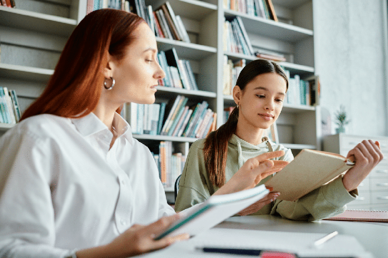 O professor tem papel central ao contextualizar as obras e propor discuss&otilde;es que enriquecem a leitura 