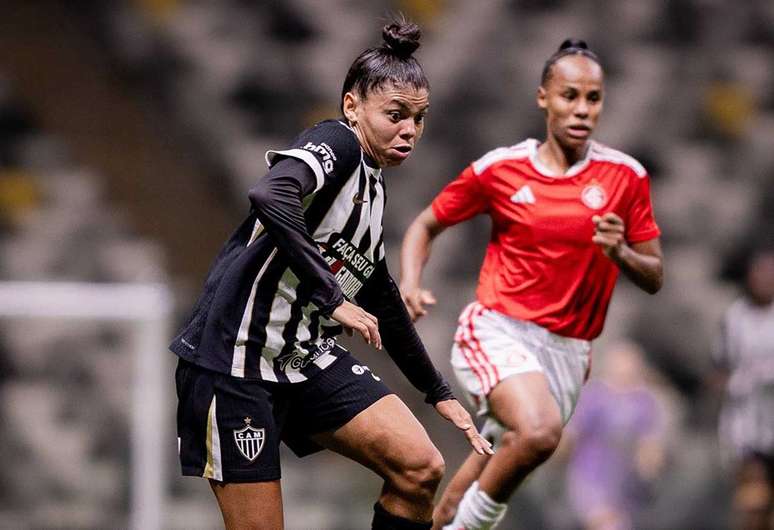 Vingadoras e Gurias Coloradas mediram for&ccedil;as na nesta ter&ccedil;a (20), na Arena MRV-
