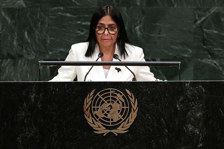 Delcy Rodr&iacute;guez n&atilde;o mencionou Nicol&aacute;s Maduro durante seu discurso na ONU