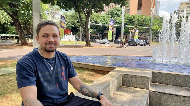 Leandro acha que Lula e Fl&aacute;vio s&atilde;o "duas faces da mesma moeda" em rela&ccedil;&atilde;o &agrave; corrup&ccedil;&atilde;o.