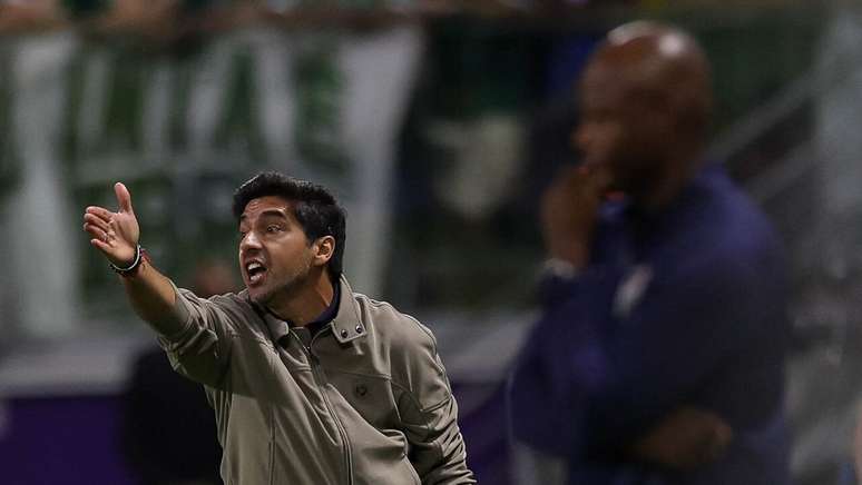 Abel Ferreira comandar&aacute; o Palmeiras em mais uma final da Libertadores desde sua chegada ao clube &ndash;
