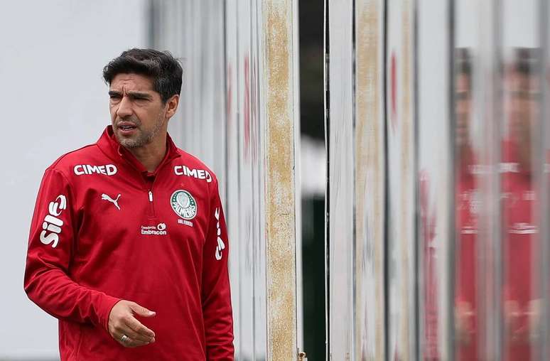 Abel j&aacute; havia falado sobre o receio de novas les&otilde;es &ndash;