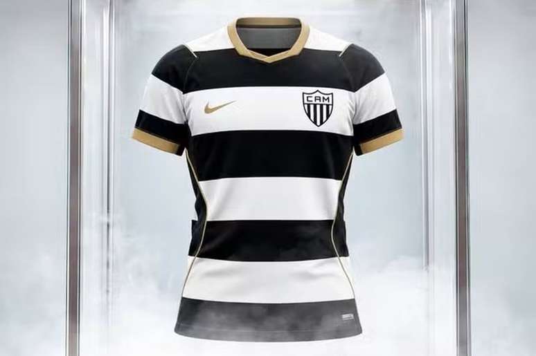 Imagem do modelo de uniforme que venceu o projeto &ldquo;Manto da Massa&rdquo; &ndash;