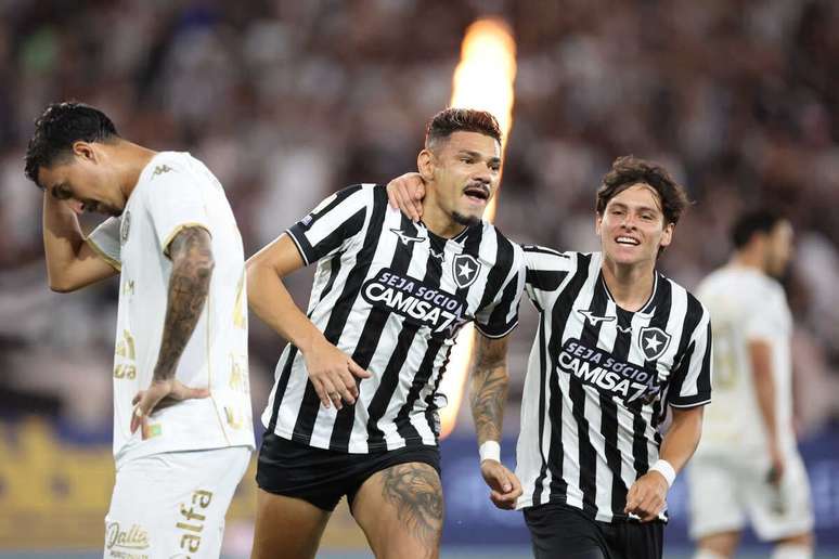 A matem&aacute;tica &eacute; clara: Botafogo precisa de seis pontos em sete partidas &ndash;