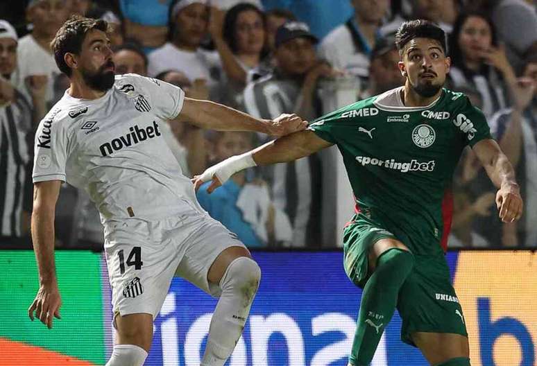 Santos e Palmeiras protagonizaram grandes jogos neste ano &ndash;
