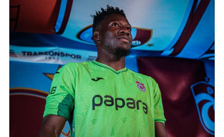 Onana est&aacute; emprestado pelo Manchester United ao Trabzonspor &ndash;