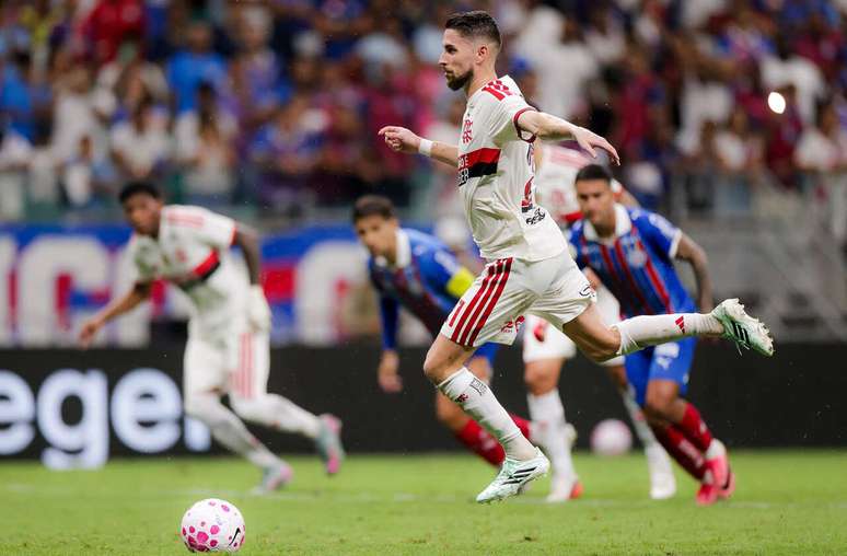 Jorginho acertou 12 das 13 cobran&ccedil;as de p&ecirc;naltis pelo Flamengo &ndash;