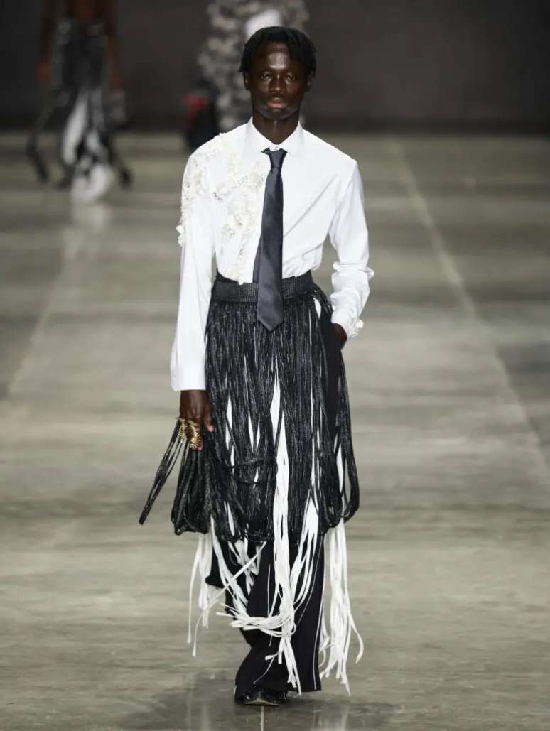 Mouhamed Diop para Apartamento 03 