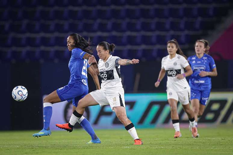 Olimpia e Cruzeiro mediram for&ccedil;as nesta quinta-feira (22), pela fase de grupos da Libertadores Feminina &ndash;
