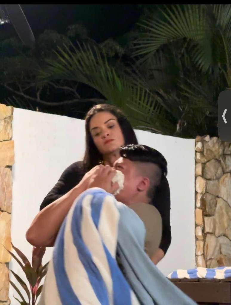 Fernanda Arraes durante grava&ccedil;&atilde;o de Deadly Vocation 