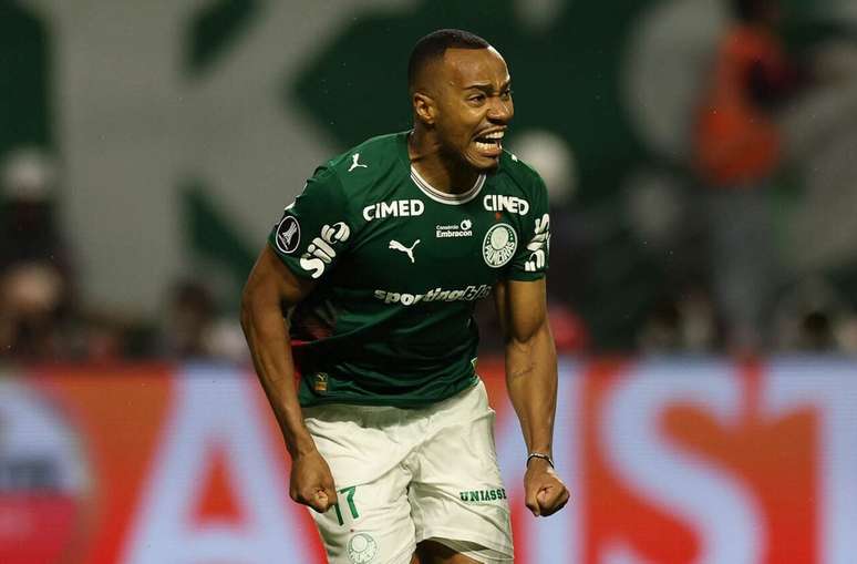 Marlon Freitas em a&ccedil;&atilde;o com a camisa do Palmeiras diante do Fluminense &ndash;