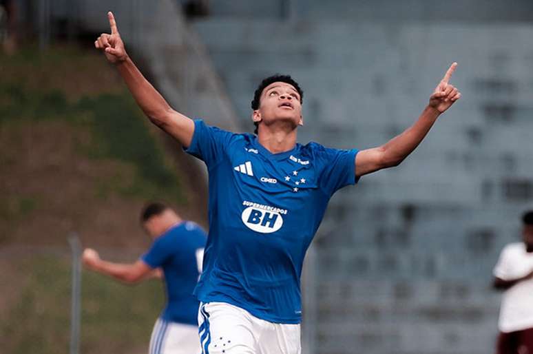 Jovens celestes chegam fortes para buscaram a vaga na final &ndash;