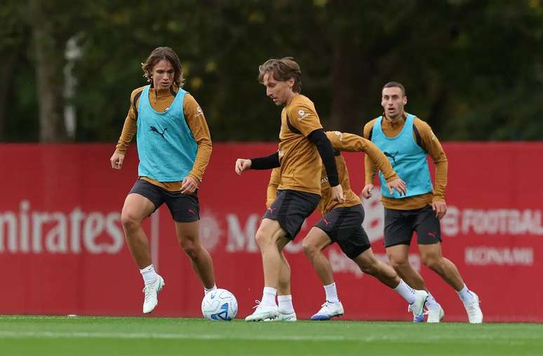Milan se prepara para enfrentar a Udinese &ndash;