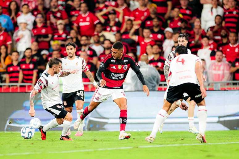 Flamengo tenta uma &uacute;ltima cartada para ir &agrave; final da Libertadores &ndash;