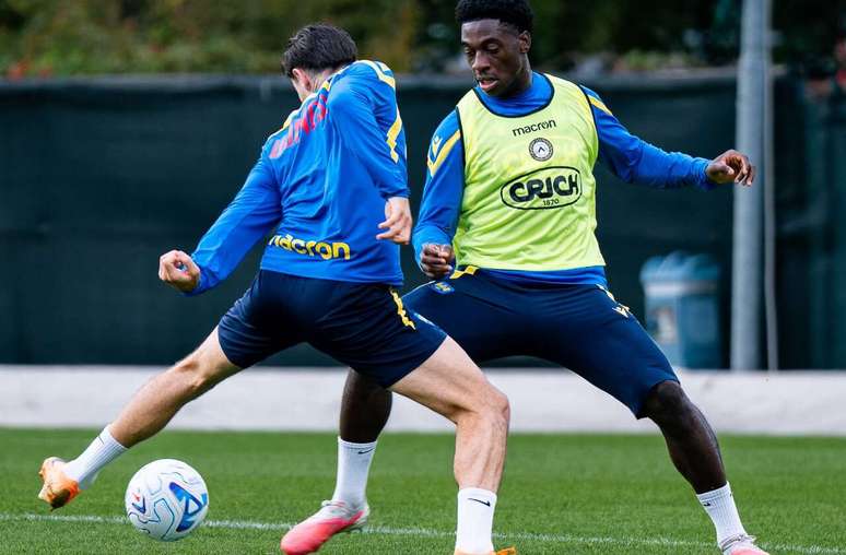 Udinese se prepara para enfrentar em campo diante do Milan &ndash;