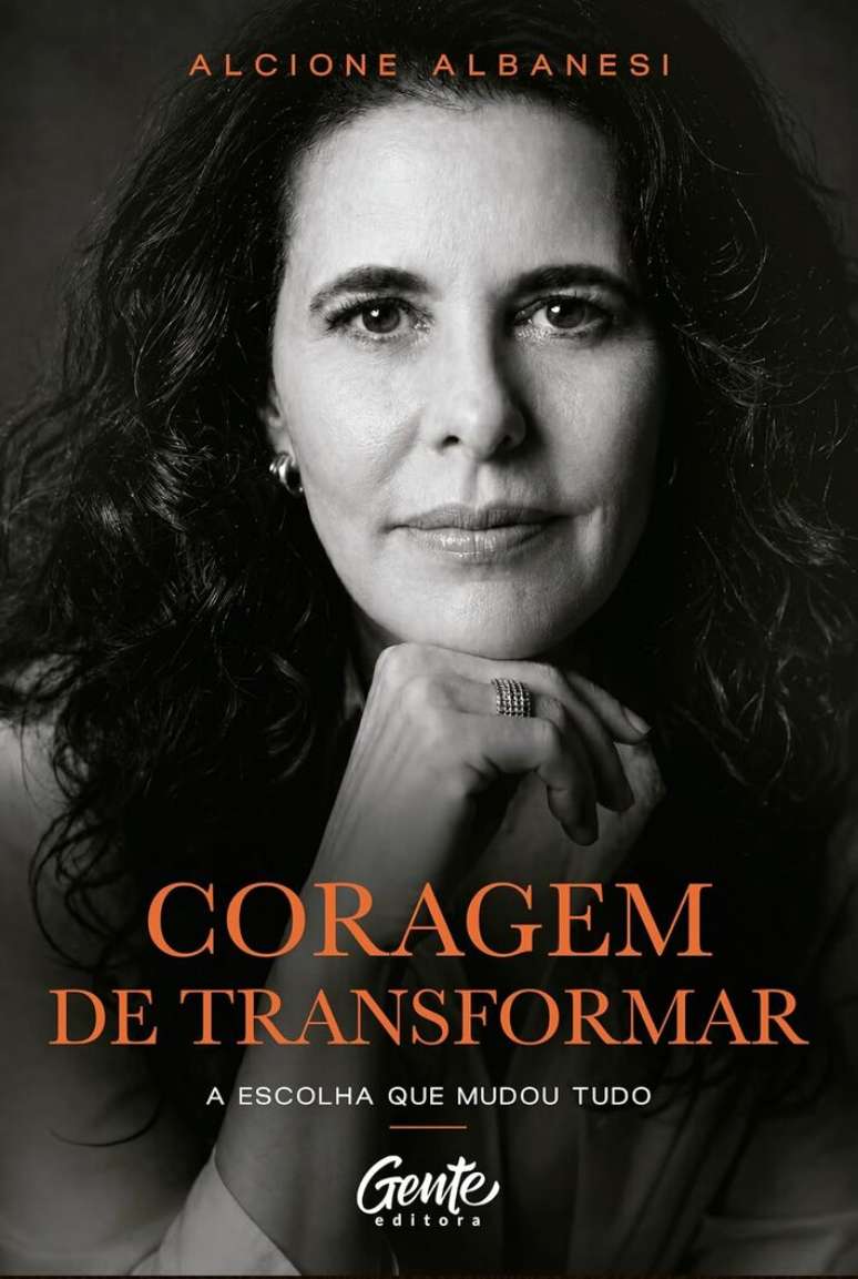 Capa do livro 'Coragem de Transformar', de Alcione Albanesi