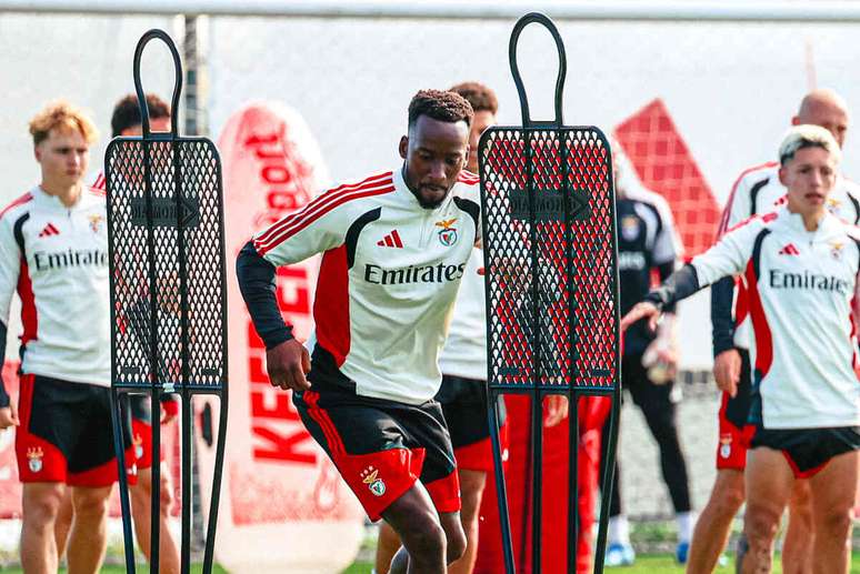 Benfica vidita o Santa Clara nesta segunda-feira (26), nos A&ccedil;ores &ndash;