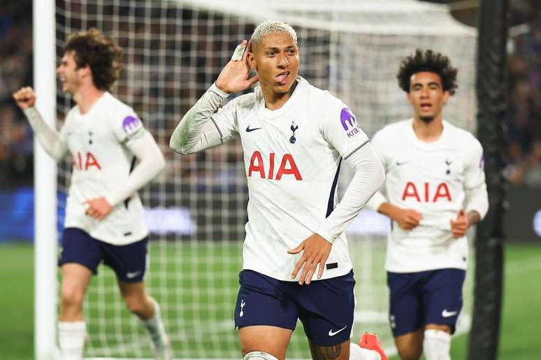 Richarlison em a&ccedil;&atilde;o pelo Tottenham &ndash;