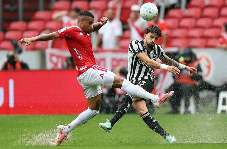 Telles tenta superar a marca&ccedil;&atilde;o colorada &ndash;