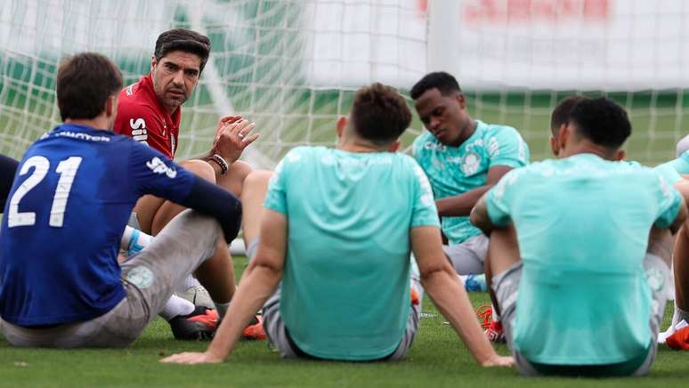 Palmeiras ter&aacute; jogos decisivos logo ap&oacute;s a pausa internacional &ndash;