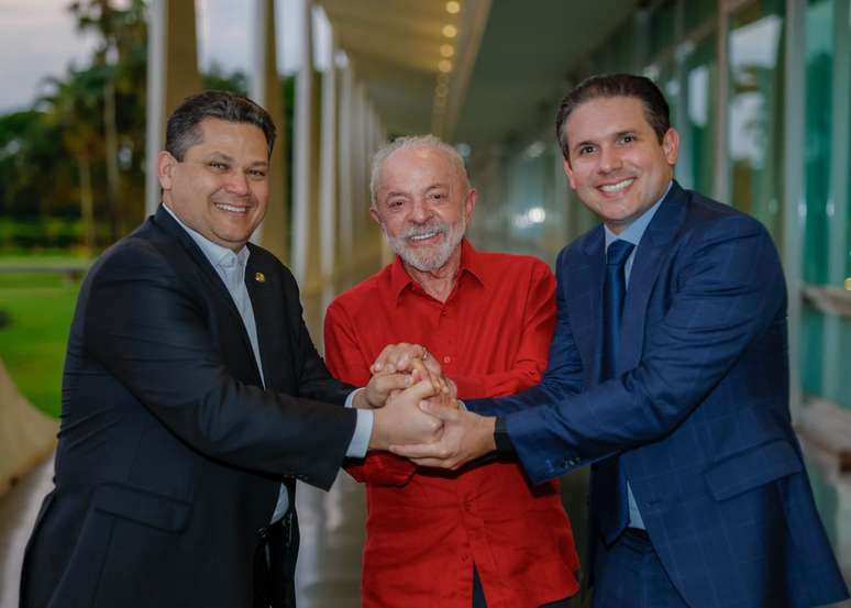 Pesidente Luiz In&aacute;cio Lula da Silva se encontrou na segunda-feira, 26, com o presidente do Senado, Davi Alcolumbre, e o presidente da C&acirc;mara, Hugo Motta, no Pal&aacute;cio da Alvorada