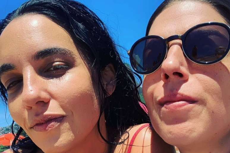 Rita Wainer e Camila Kfouri curtindo dia de praia