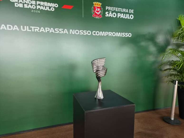 Trof&eacute;u do GP S&atilde;o Paulo de F1. Etapa acontece entre os dias 6, 7 e 8 de novembro.