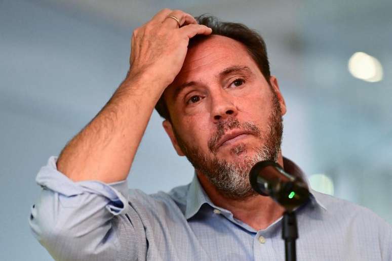 O ministro dos Transportes da Espanha, &Oacute;scar Puente, declarou que as decis&otilde;es da Atocha parecem 'inexplic&aacute;veis'