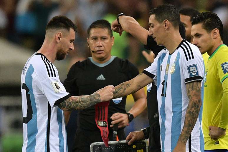 Messi e Di Mar&iacute;a podem se reencontrar no futebol argentino &ndash;