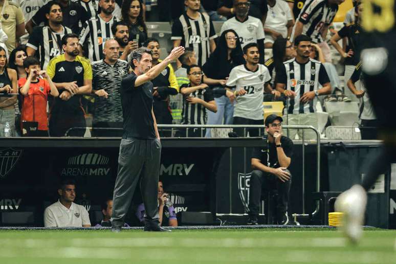 Eduardo &lsquo;Barba&rsquo; Dom&iacute;nguez durante o cl&aacute;ssico entre Atl&eacute;tico e Cruzeiro &ndash;