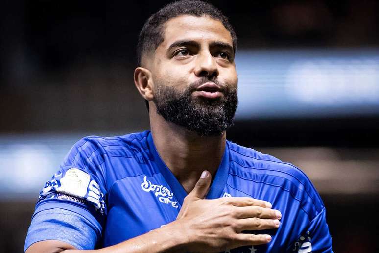 Jo&atilde;o Marcelo havia ganhado a vaga de titular de Fabricio Bruno &ndash;