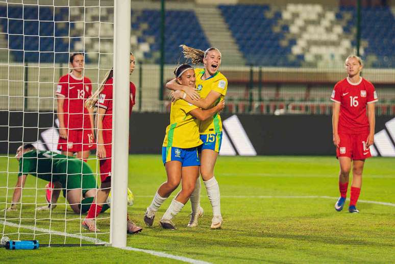 Ap&oacute;s eliminar a Pol&ocirc;nia, brasileiras tentam sobrar a China e alcan&ccedil;ar a semifinal do Mundial-sub17&nbsp;