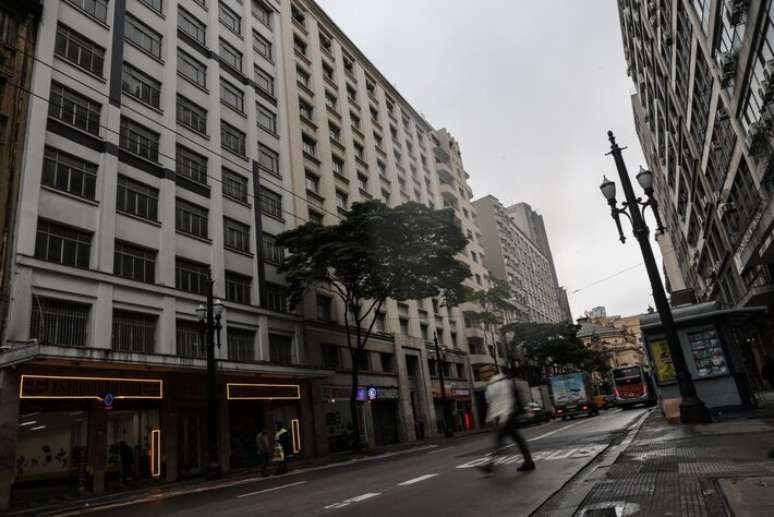Na lista de im&oacute;veis ociosos de S&atilde;o Paulo, edif&iacute;cio S&atilde;o Diogo, na Rua Coronel Xavier de Toledo, 140, disponibilizou garagem para estacionamento