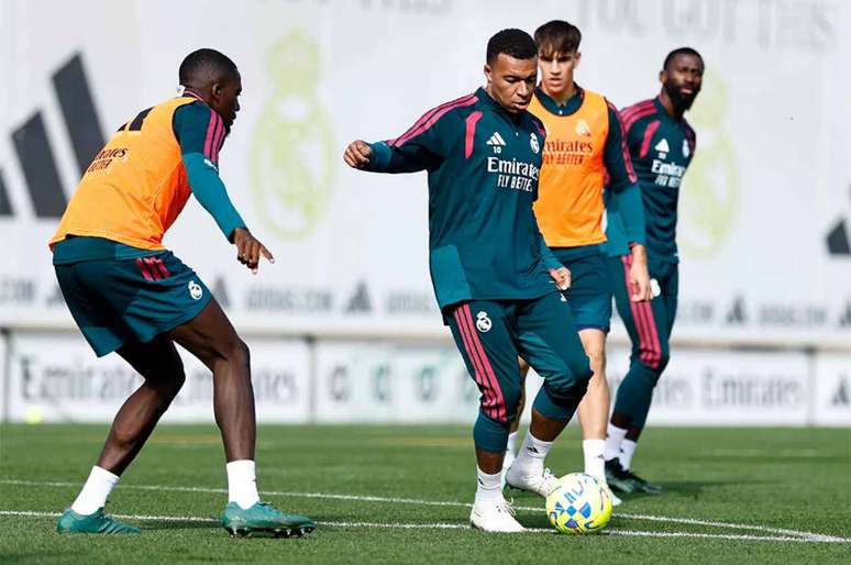 Treino do Real Madrid para enfrentar o Racing Santander por La Liga&nbsp; -Divulga&ccedil;&atilde;o/Real Madrid