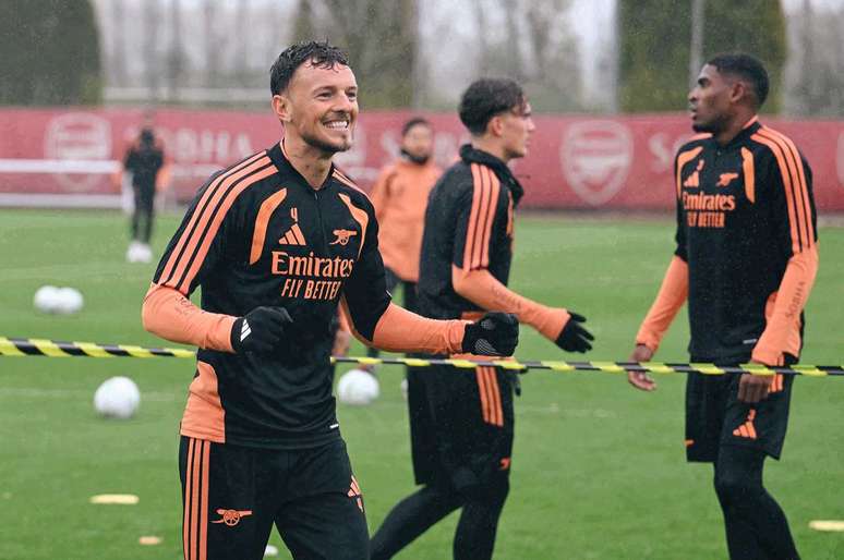 Arsenal aquece os motores para enfrentar o Liverpool em Anfield &ndash;