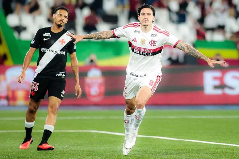 Flamengo se recuperou de elimina&ccedil;&atilde;o na Liberta e botou m&atilde;o no trof&eacute;u do Brasileir&atilde;o &ndash;