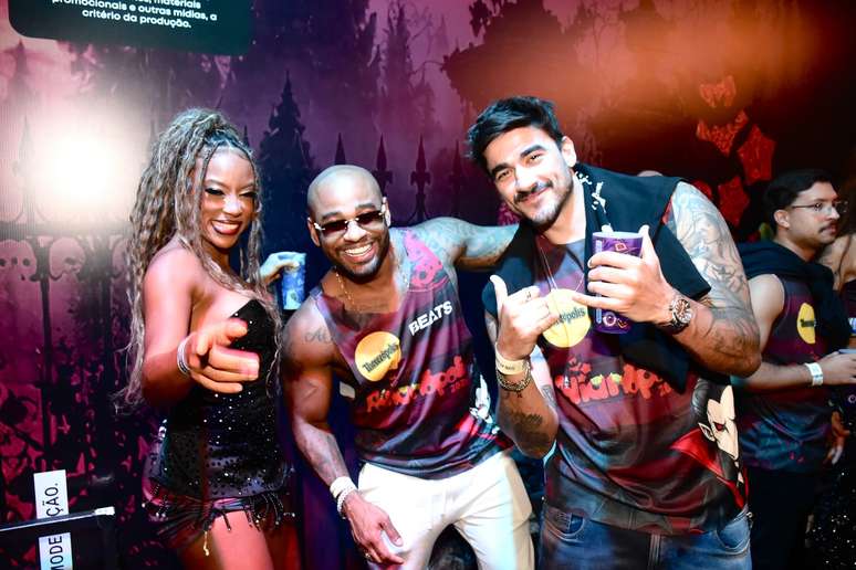 Ex-BBBs Lumena, Cezar Black e Gui Napolitano no Folian&oacute;polis