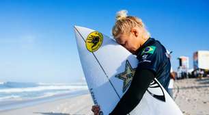 Condições melhoram e surfistas caem na água para o 1º dia de baterias em Saquarema