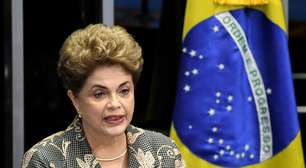 Senadores decidem que Dilma pode exercer função pública