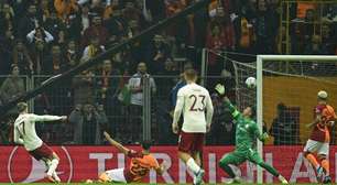 Manchester United cede empate ao Galatasaray e se complica na Champions