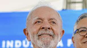Lula aparece com curativo no rosto após retirar nevo melanocítico