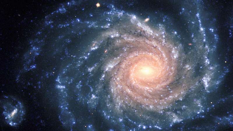 VLT 15 anos: registros vão de 1º exoplaneta a super buraco negro