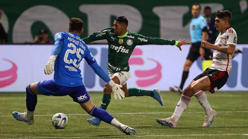 Flamengo x Sporting Cristal: veja onde assistir, escalações, desfalques e  arbitragem, flamengo