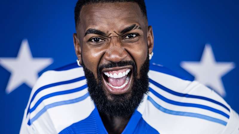 Cruzeiro Acerta Contratação de Gerson até 2030 em Movimentação Recorde