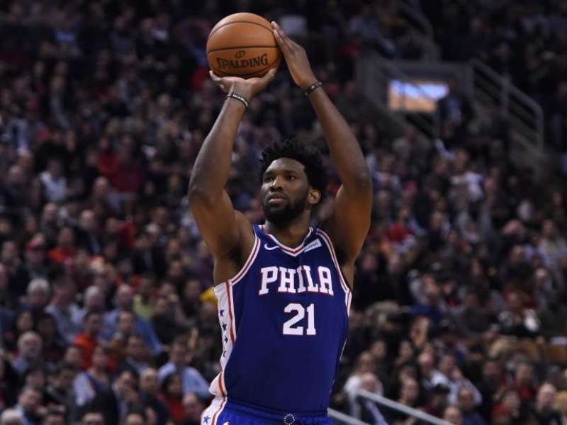 Melhor jogador da NBA namora brasileira e até torce para o Flamengo:  conheça Joel Embiid - Fotos - R7 Mais Esportes