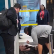 Homem provoca tumulto ao 'protestar' em portão de embarque do Aeroporto